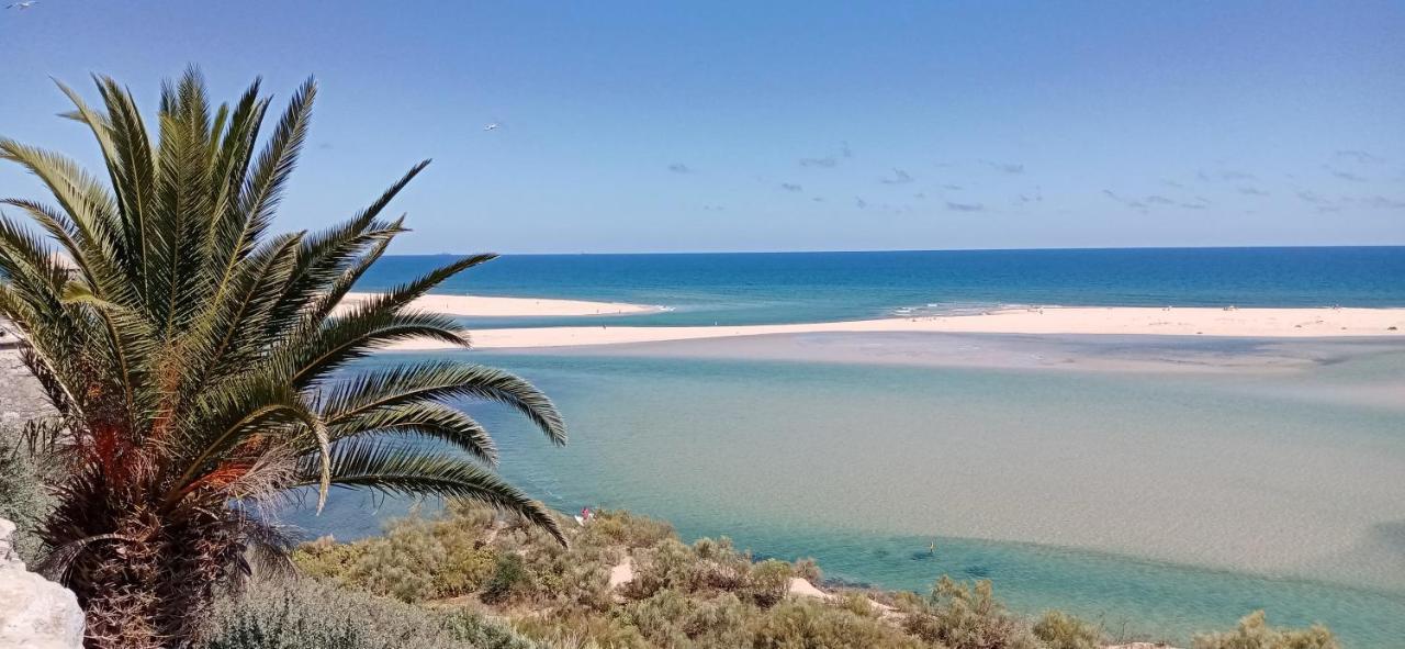 Le Boucanier Tavira Buitenkant foto