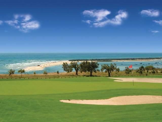 Le Boucanier Tavira Buitenkant foto